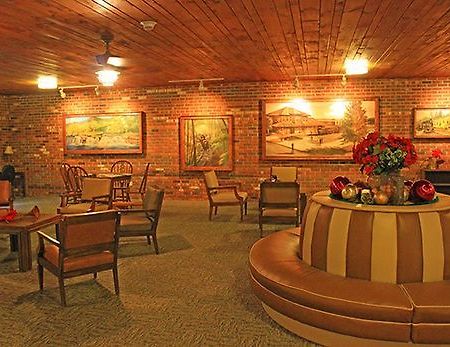 Iron Road Inn Elkins Esterno foto